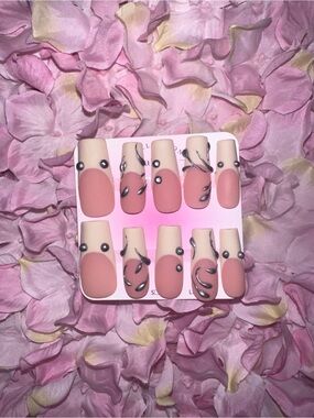 Matte Nude Silver Chrome Drip Press On Nails | Y2K Metallic Studded Square Set